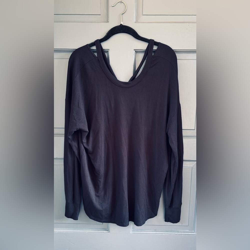 Athleta Black Women's Oversized Flowy Long Sleeve Criss Cross Cut Shirt Size S